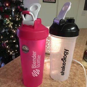 Bottle Blender and Shakeology drink cups